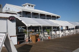 Tavern on the Bay at Harrison Landing, dog friendly restaurant in Corpus Christi, dogs allowed restaurant Corpus Christi, Texas